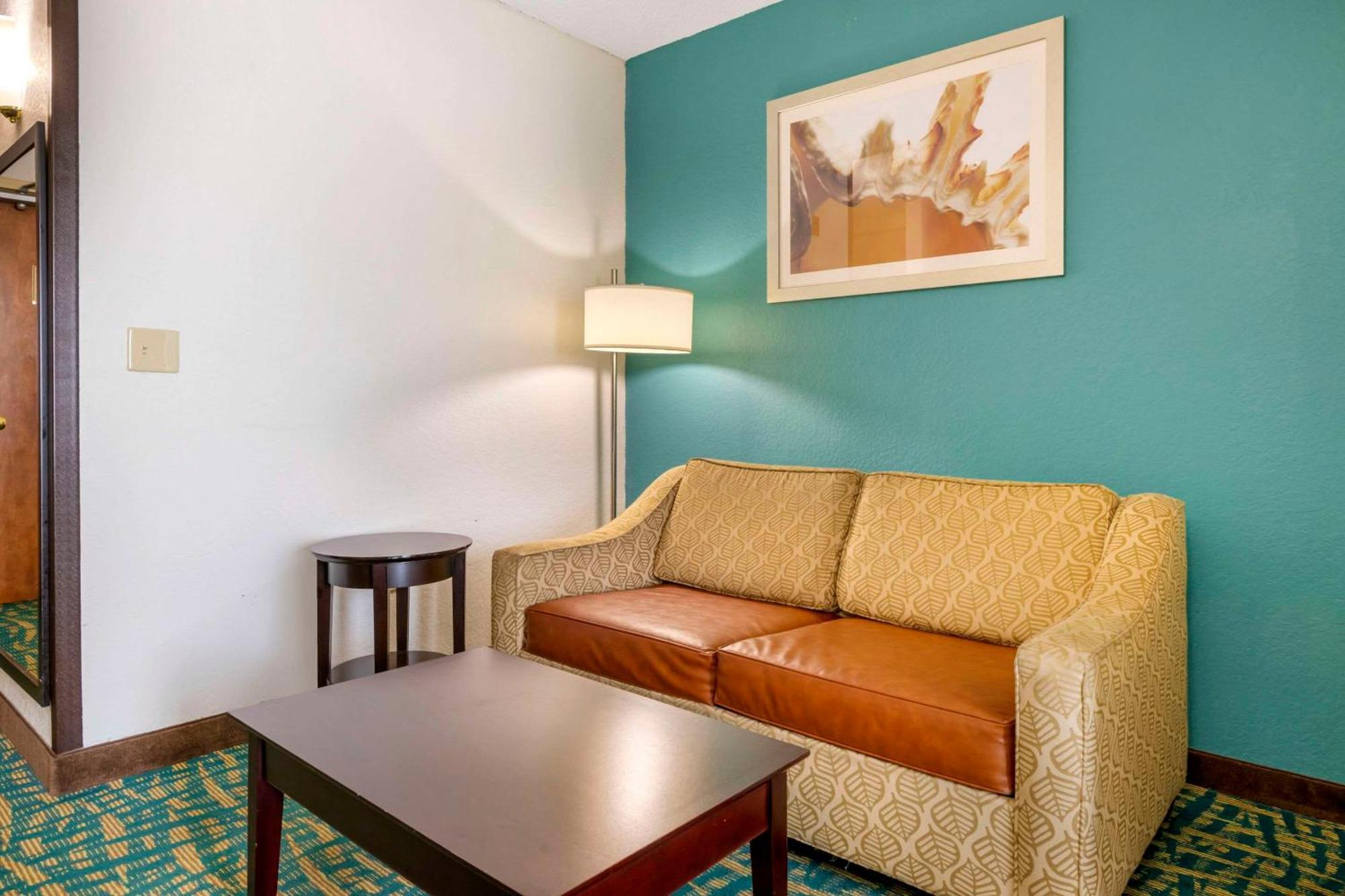 Comfort Inn & Suites Fort Lauderdale West Turnpike Lauderdale Lakes Exterior foto