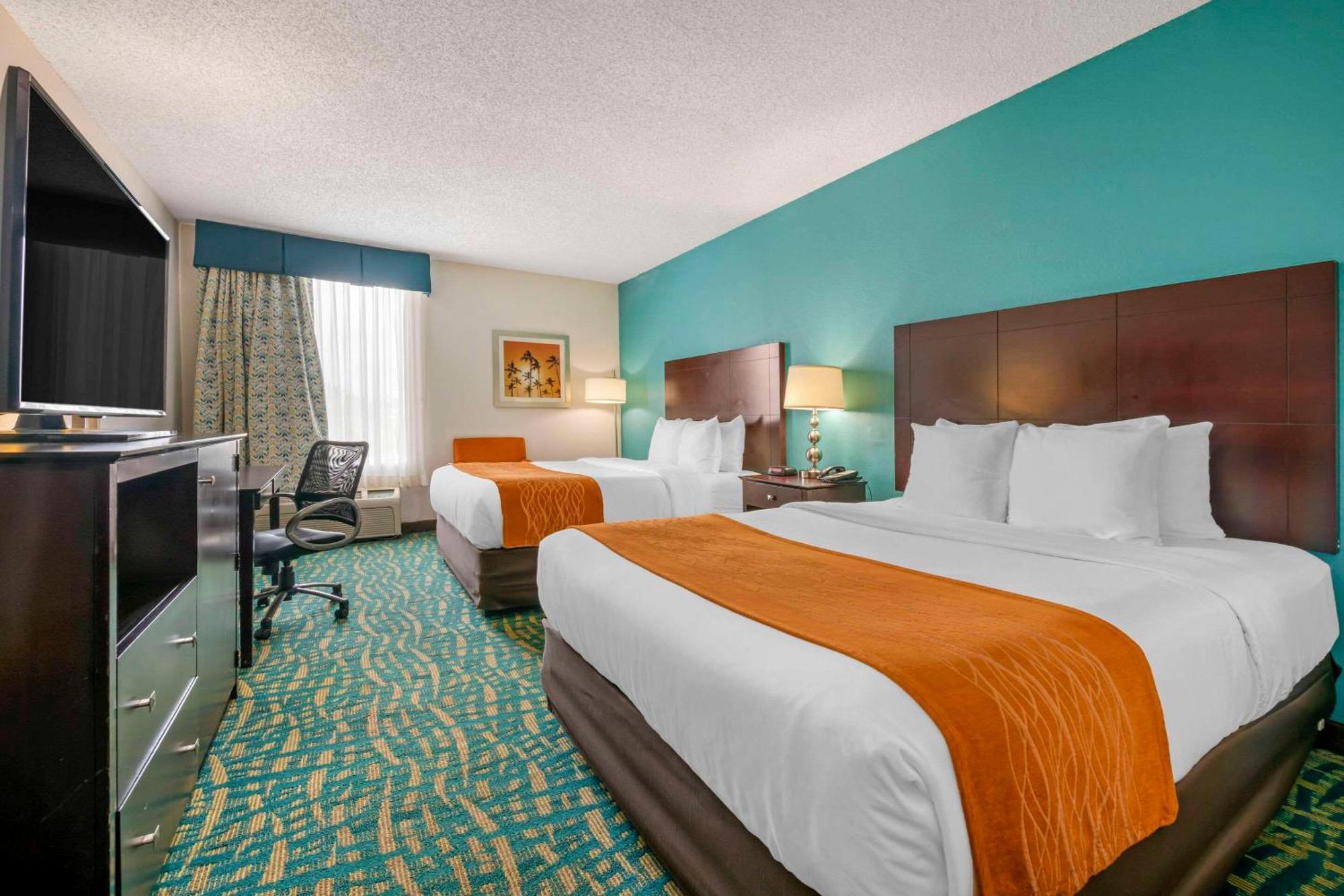 Comfort Inn & Suites Fort Lauderdale West Turnpike Lauderdale Lakes Exterior foto